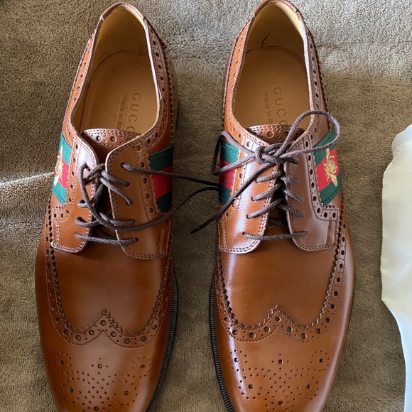 Gucci wingtip leather shoes